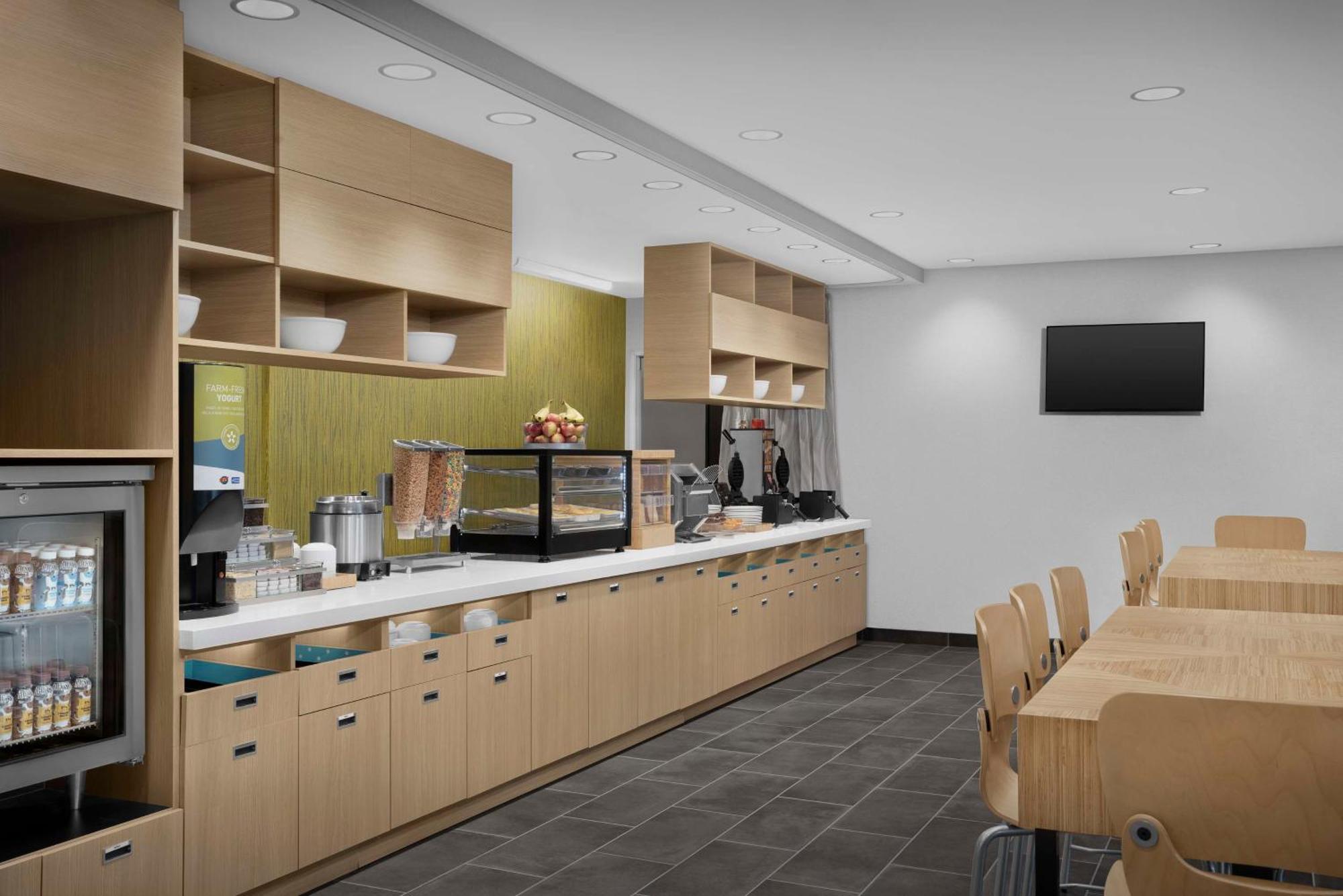 Home2 Suites By Hilton Пъкипсий Екстериор снимка